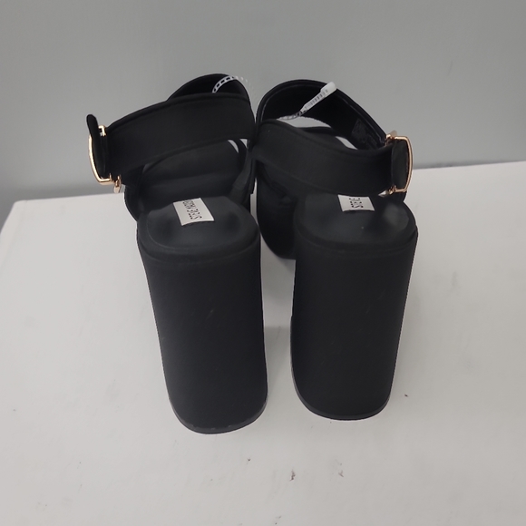 Steve Madden Valory Heeled  Platform Sandal - Picture 10 of 13